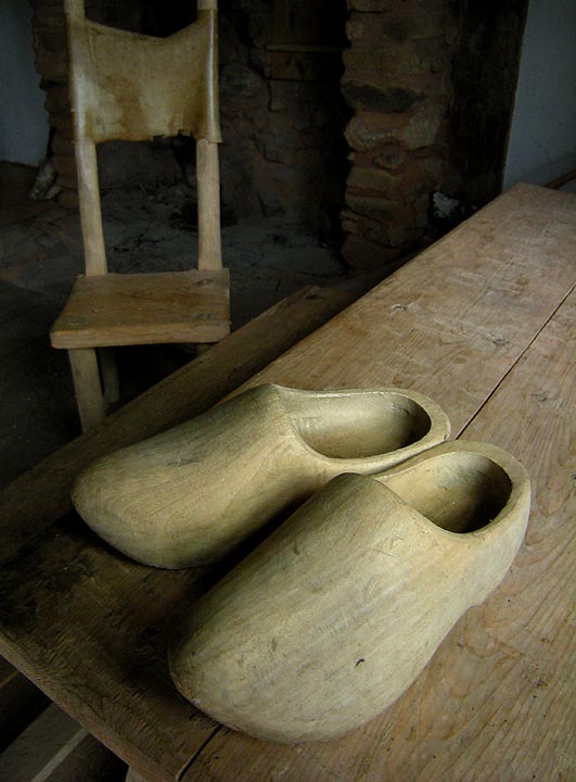 woodenshoesns.jpg